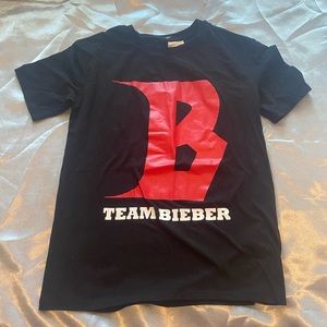 Justin Bieber H&M tour tshirt